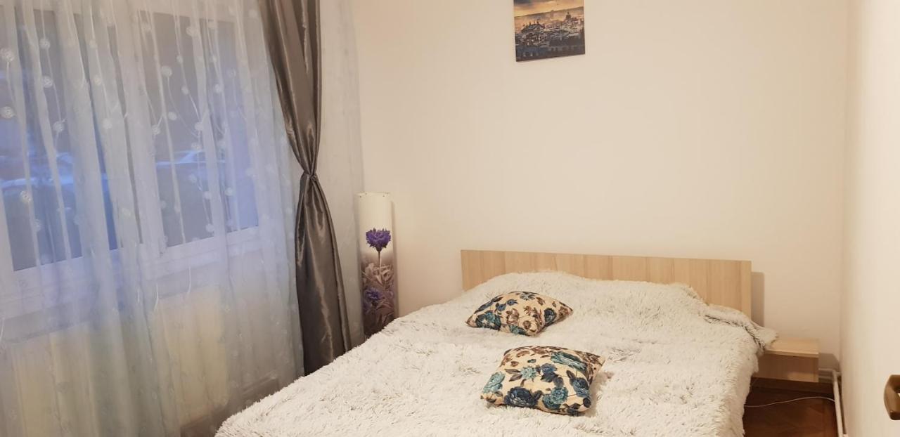 Petuniei Apartment บราชอฟ ภายนอก รูปภาพ